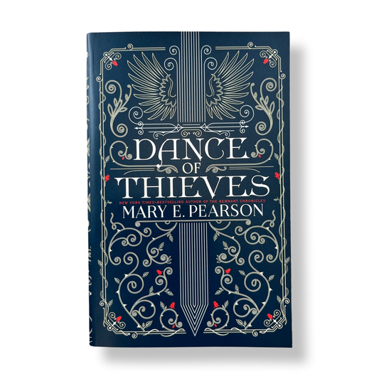 Dance of Thieves - Mary E. Pearson (Book 1 of 2)